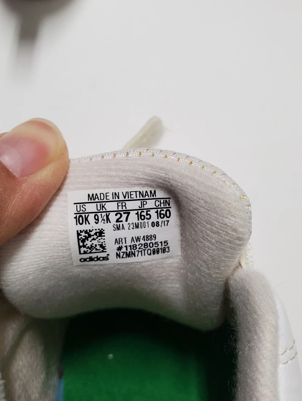 Adidas Neo Comfort Footbed Kids White w/ Green Accents Velcro Strap Sneakers 10K